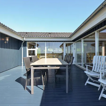 Oreringene Ii * Ebeltoft